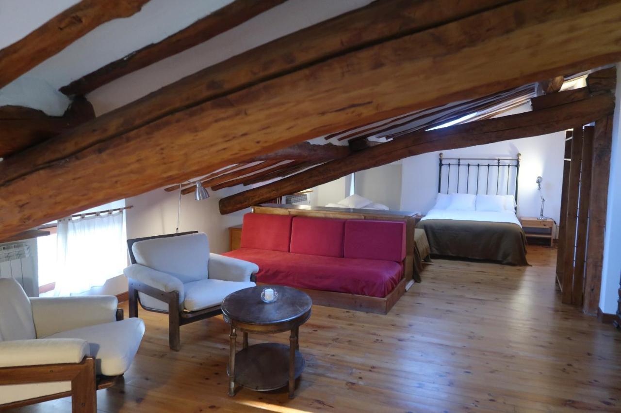 Готель Casa Barria Pradoluengo Екстер'єр фото